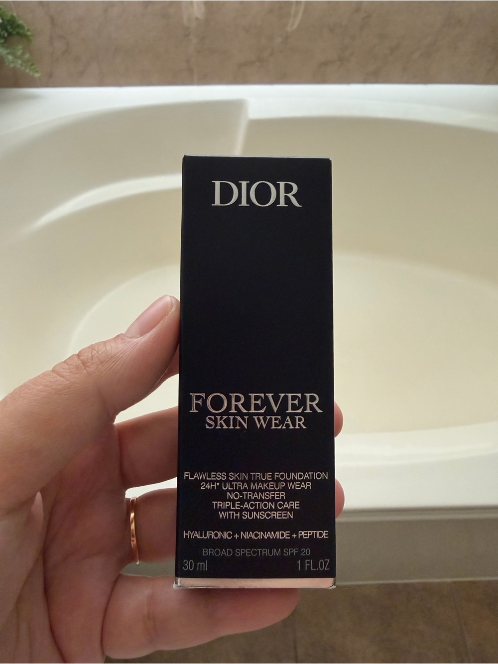 Dior Forever Skin Wear Foundation - shade 3.5N